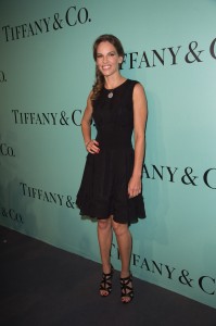Hilary Swank lors de l'inauguration de la boutique Tiffany & Co